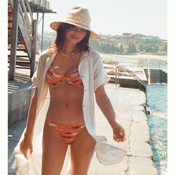 L*Space | Bikini Set | M - Picture 3 of 11